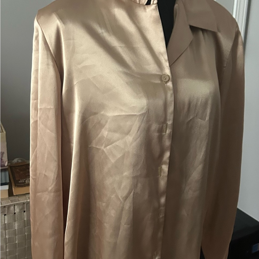 Blouse golden beige polyester Size 12
